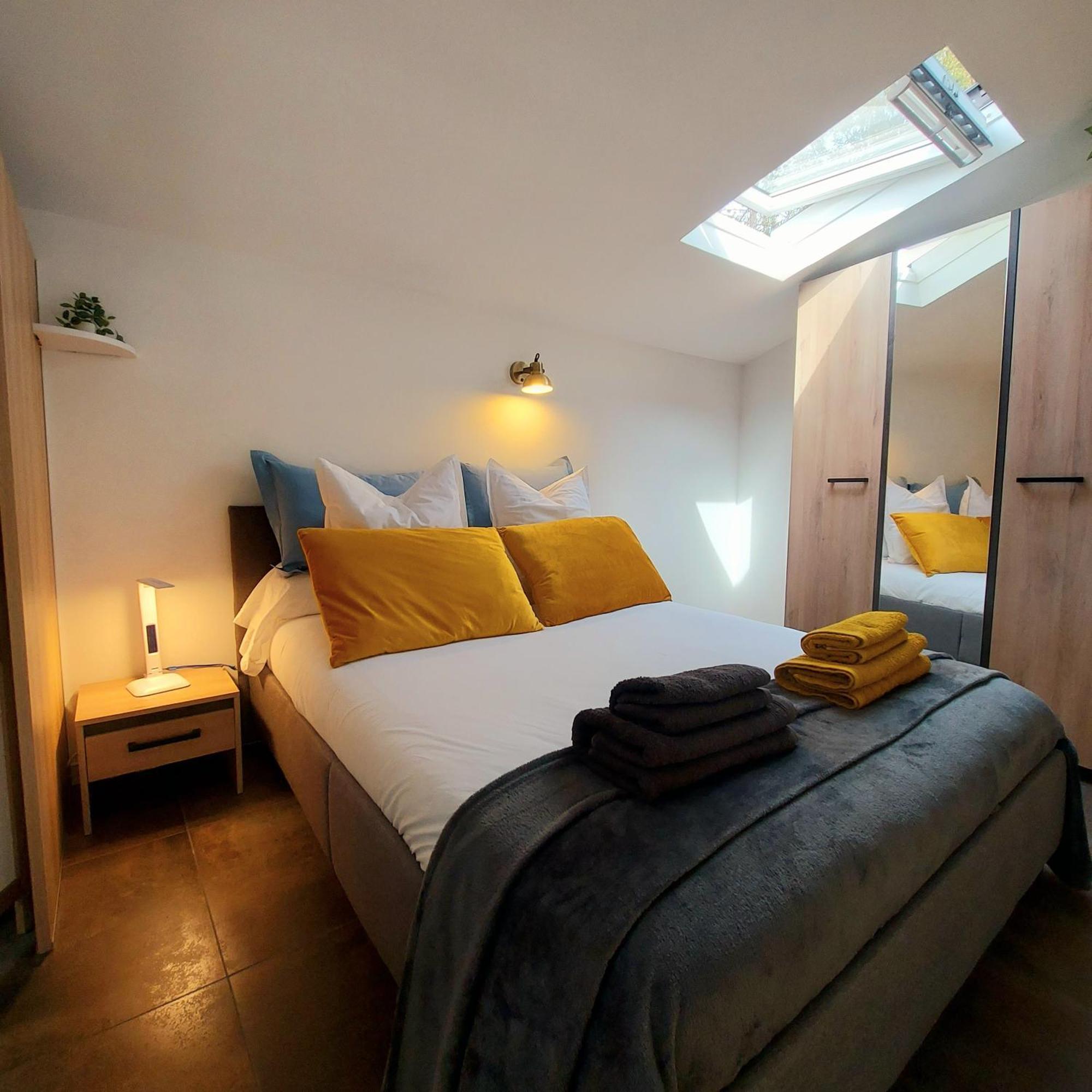 Spacieuse Dependance Duplex 50 M2 Classe 3 Etoiles Sans Vis-A-Vis 格雷乌莱班 外观 照片