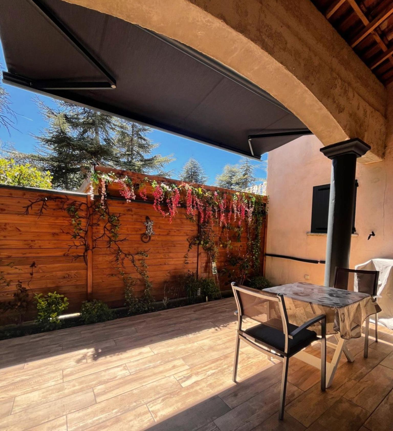 Spacieuse Dependance Duplex 50 M2 Classe 3 Etoiles Sans Vis-A-Vis 格雷乌莱班 外观 照片